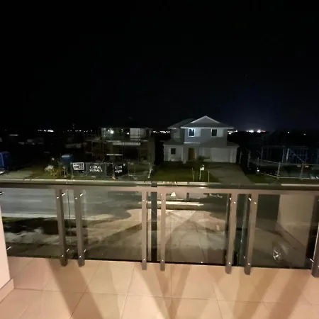 Waterside Holiday Home Redcliffe Exterior photo