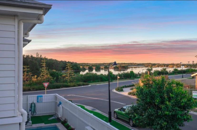 Waterside Holiday home Redcliffe